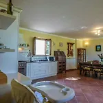 Pescheto With Private Pool Close To Lucca
