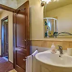 Pescheto With Private Pool Close To Lucca