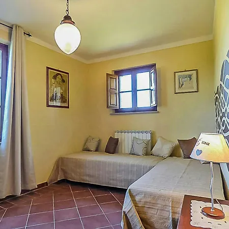 Pescheto With Private Pool Close To Lucca 펜션 *